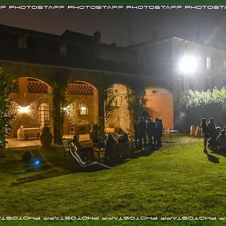 Casa Di Frühstückspension Arola (Emilia-Romagna)